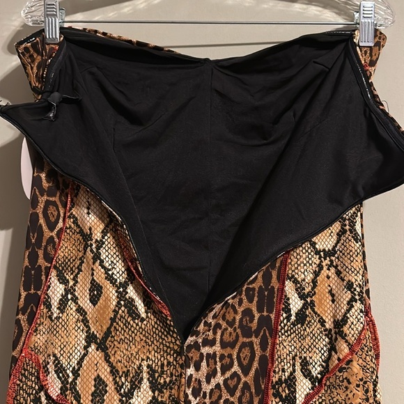 NWT Rehab Lab Fierce and Wild Patchwork jumpsuit L - Picture 4 of 9